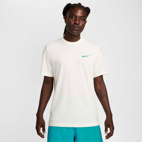 NIKE - Tee Essential Club Erkek Tişört (1)