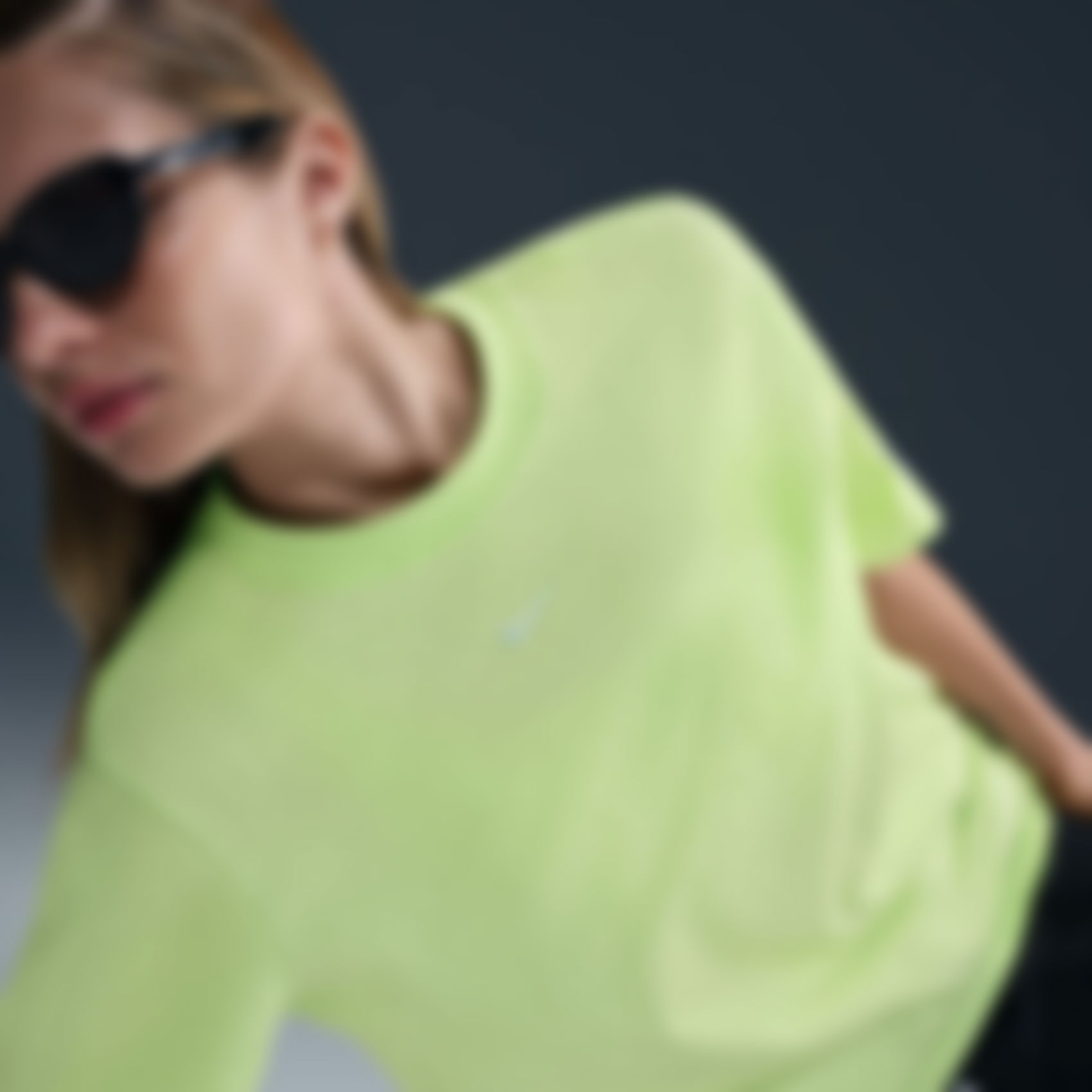 NIKE - Tee Essential Kadın Yeşil Tişört