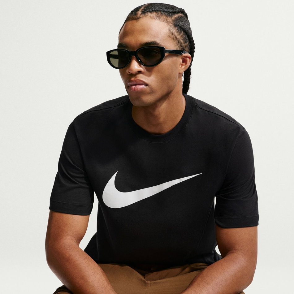 Tee Icon Swoosh Erkek Siyah Tişört