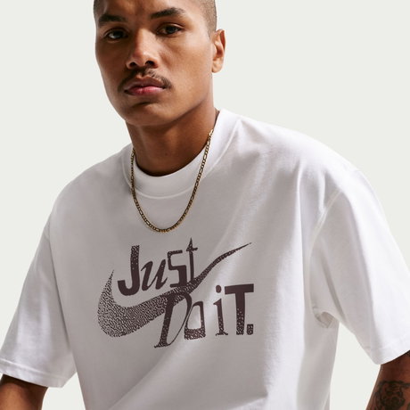 NIKE - Tee Lse Jdi Erkek Beyaz Tişört (1)