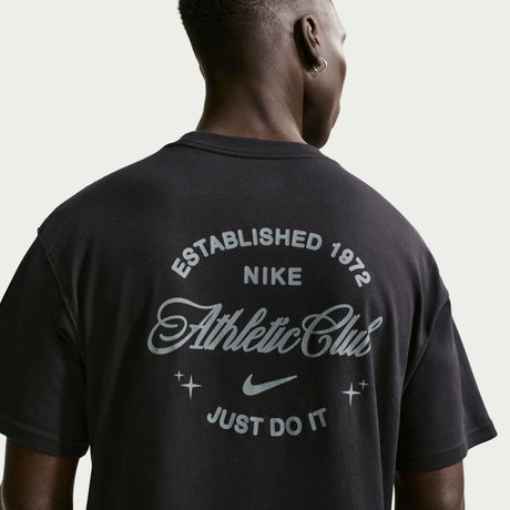 NIKE - Tee Lse Patch Erkek Siyah Tişört (1)