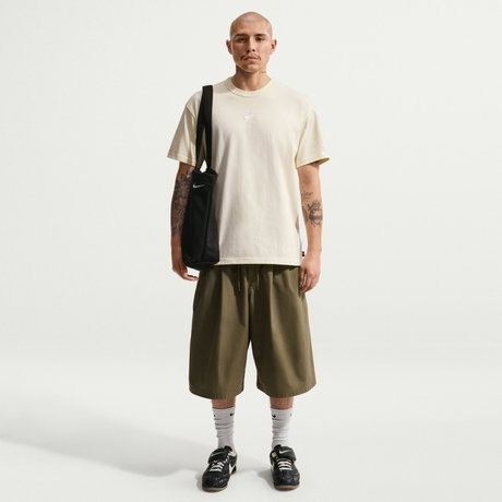 NIKE - Tee Lse Premium Essential Erkek Bej Tişört (1)