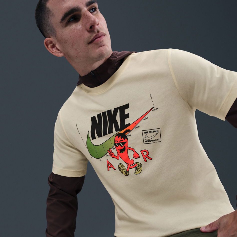 Tee OC Med GFX Erkek Bej Tişört