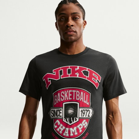 NIKE - Tee Std Asbury Champs Erkek Tişört (1)