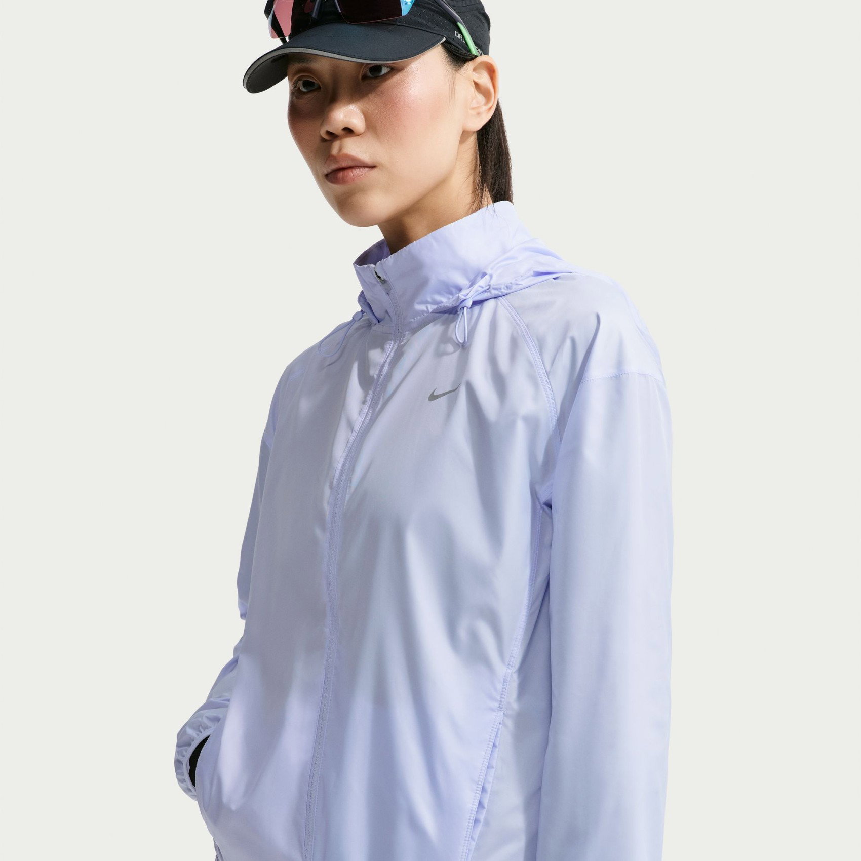 Женская куртка Nike Tempo Repel