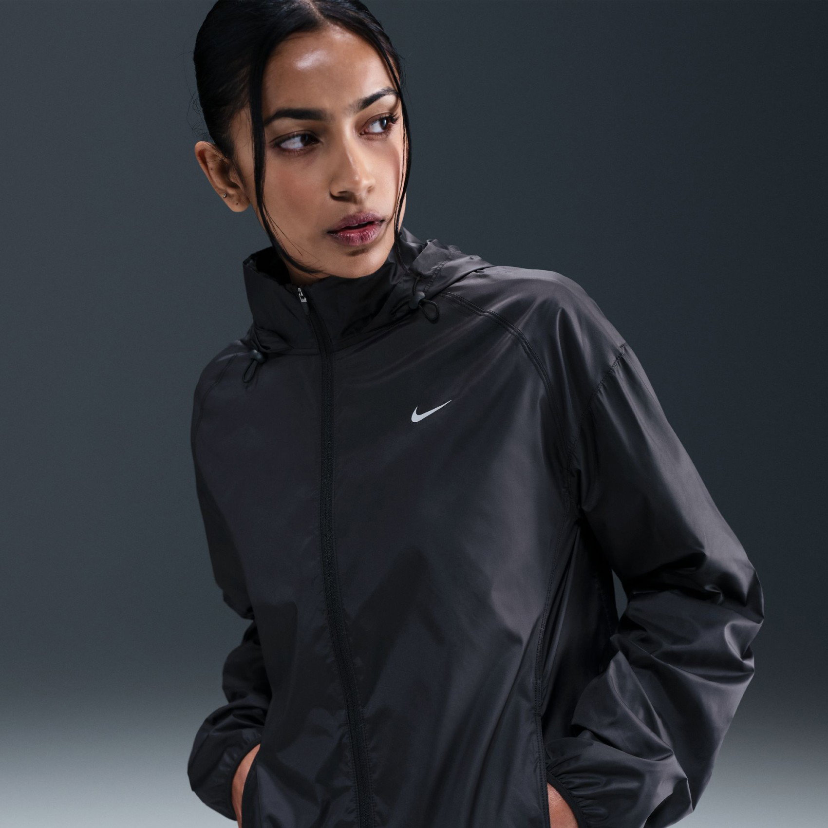 Nike Tempo Repel Jacket Kadın Siyah Ceket HV5769-010