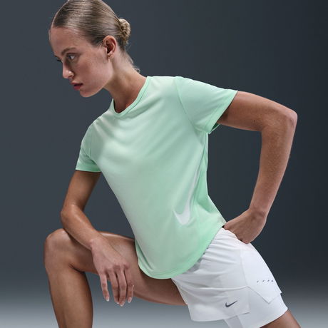 NIKE - Tempo Swoosh Dri-FIT SS Top Kadın Yeşil Tişört