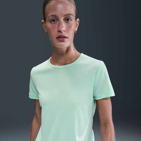 NIKE - Tempo Swoosh Dri-FIT SS Top Kadın Yeşil Tişört (1)