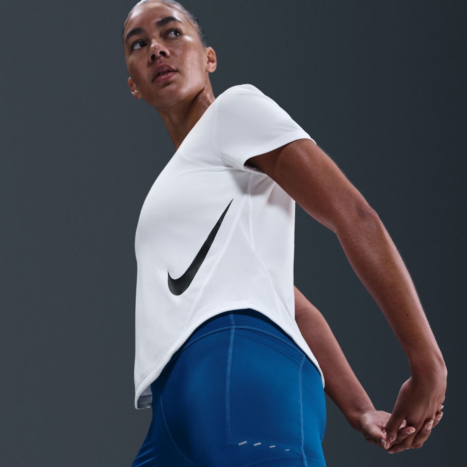 Tempo Swoosh HBR Dri-FIT SS Top Kadın Tişört