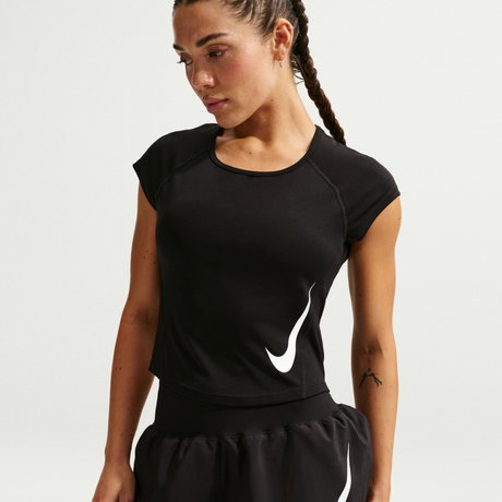 NIKE - Tempo Swoosh Run Dri-FIT Ss Kadın Siyah Tişört (1)