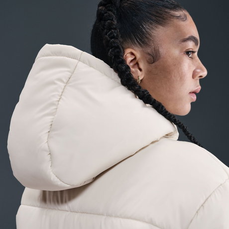 NIKE - Therma-FIT Classic Puffer Mont Kadın Mont (1)