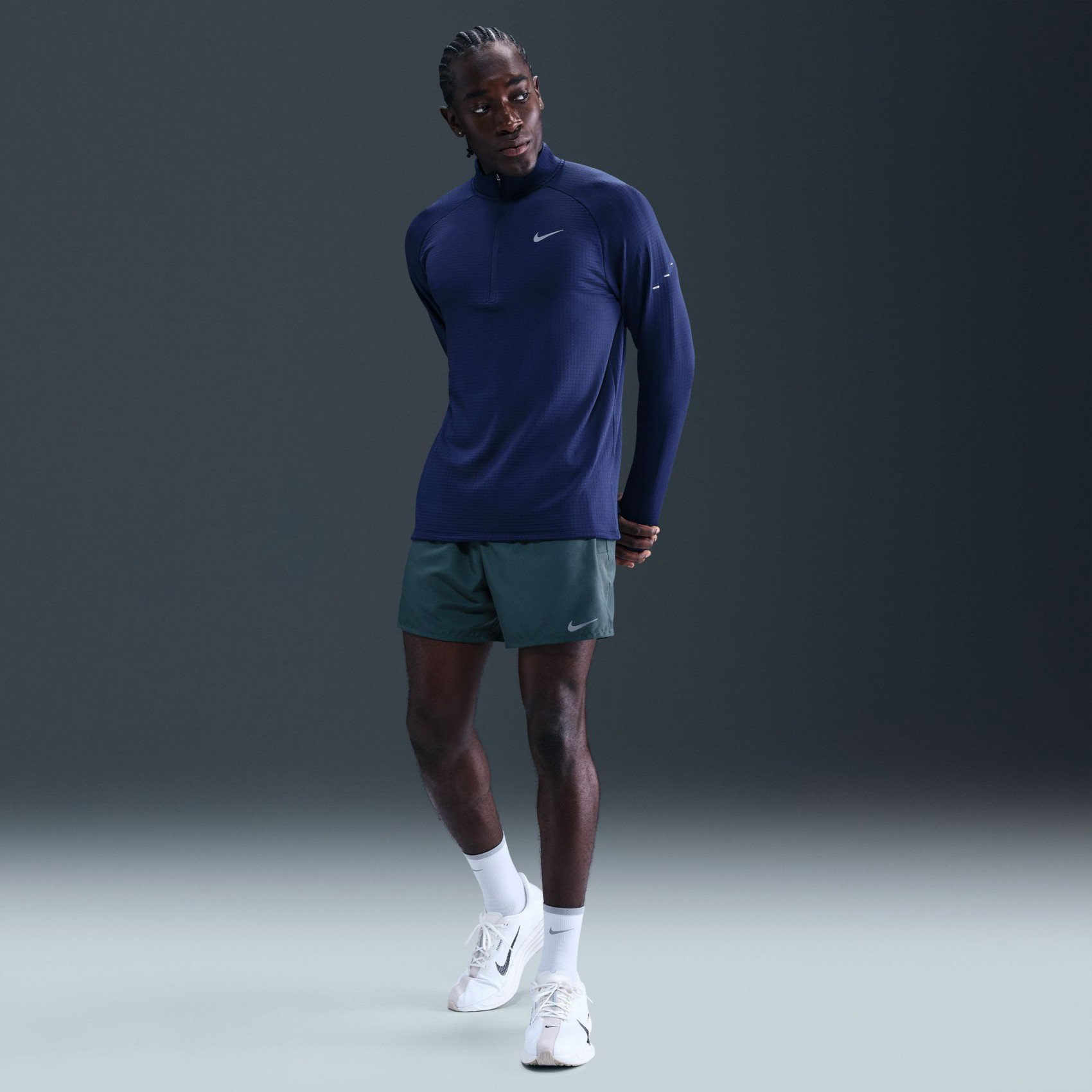 Nike Therma-FIT Repel Winterized Stride HZ Erkek Sweatshirt HV2707-492