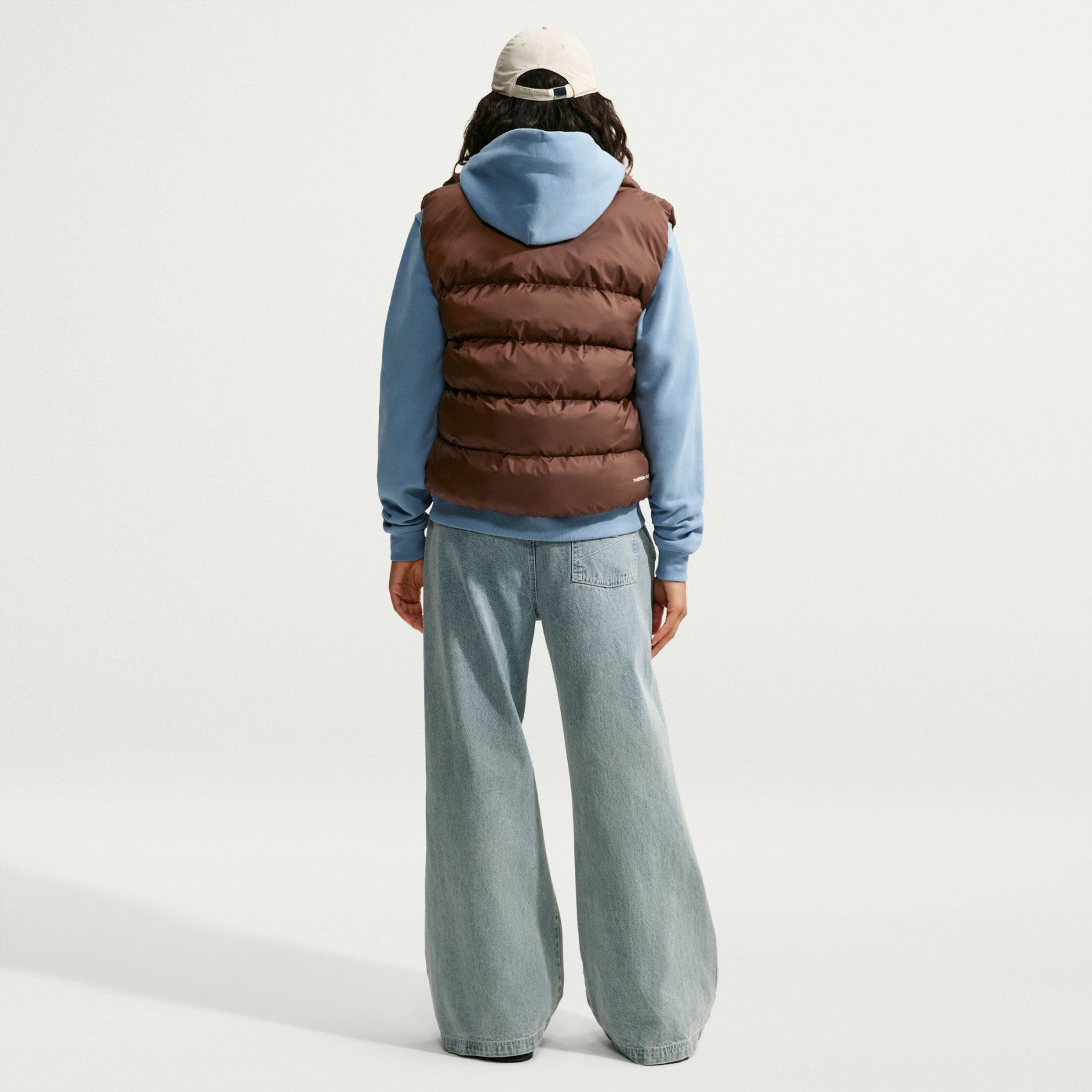 Женская безрукавка Nike Therma-FIT Syn Classic Vest Kahverengi Yelek