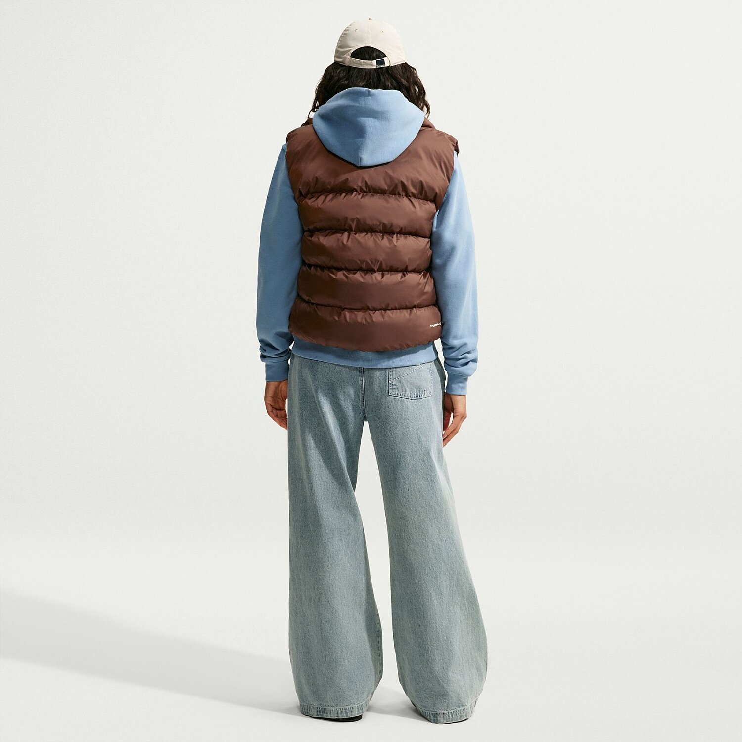 Женская безрукавка Nike Therma-FIT Syn Classic Vest Kahverengi Yelek
