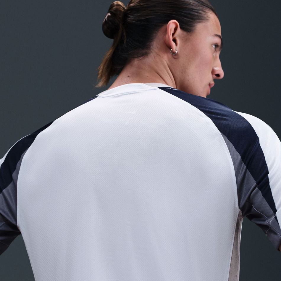 Tottenham Hotspur 2025/26 Stadium Home Dri-FIT Erkek Tişört