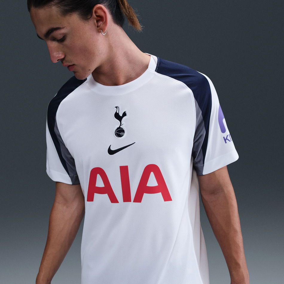 Tottenham Hotspur 2025/26 Stadium Home Dri-FIT Erkek Tişört