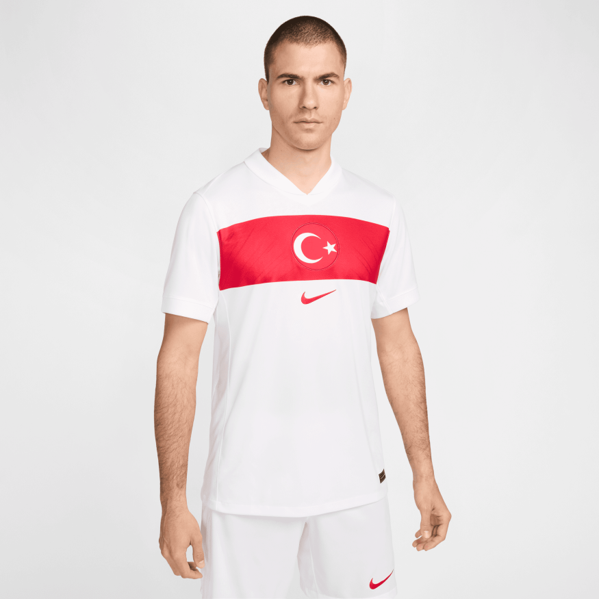 Мужские  Nike Türkiye Milli Takim 2024/25 İç Saha Formasi
