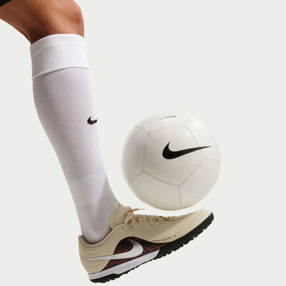 Nike United Tiempo Maestro Academy Tf Erkek Halı Saha Ayakkabısı