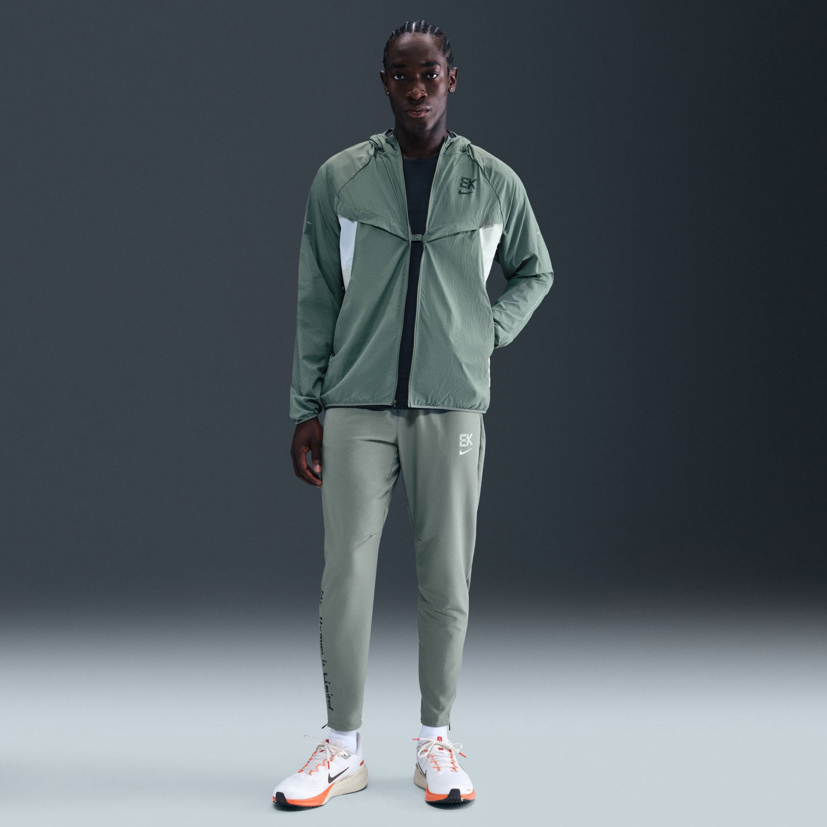 Nike UV Repel Kipchoge Stride Jacket Erkek Ceket ve Yağmurluk