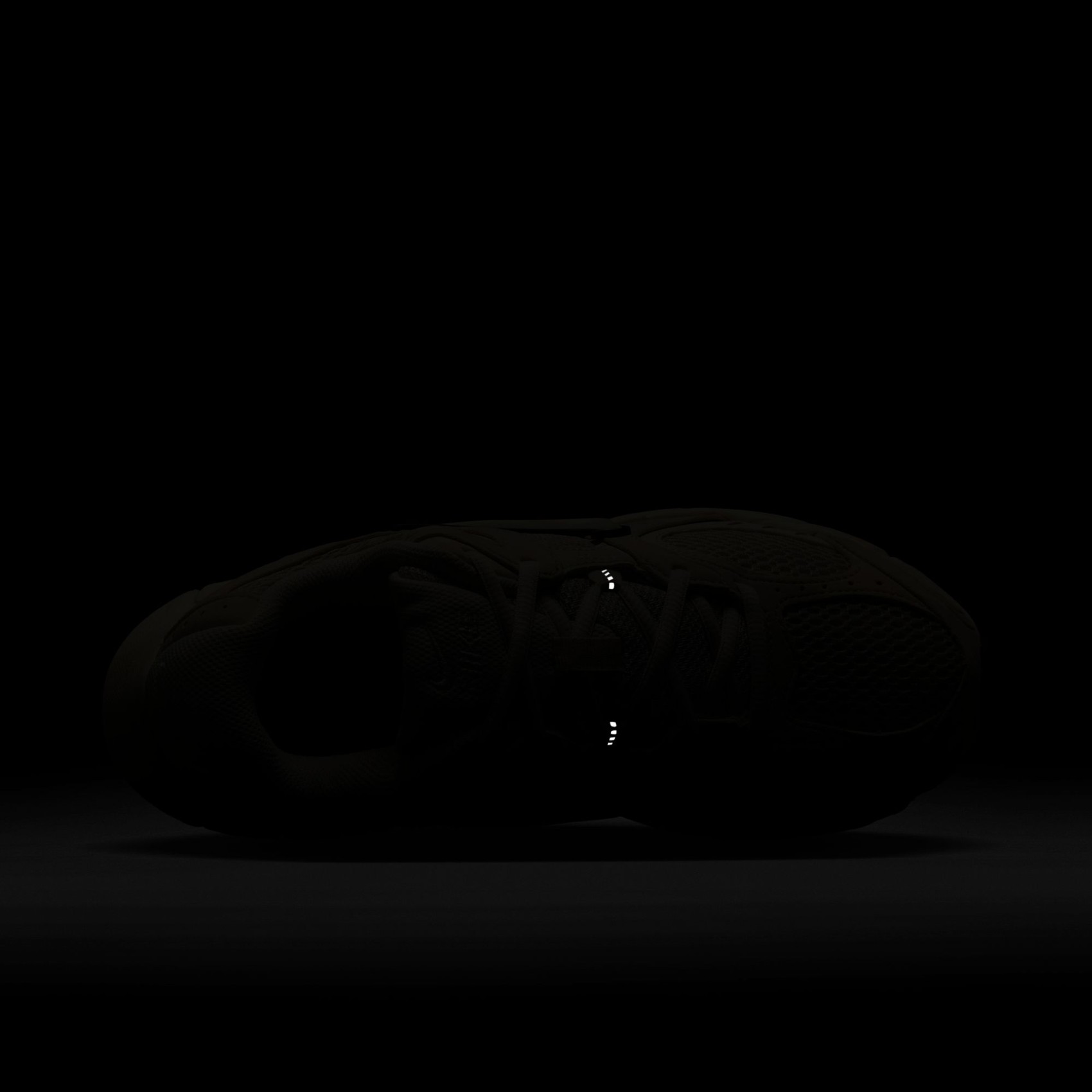 Nike Bej Nike V5 RNR