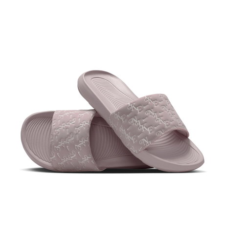 NIKE - Victori One Slide Print Kadın Pembe Terlik