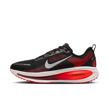 NIKE - Vomero 18 'Black Bright Crimson' Erkek Koşu Ayakkabısı