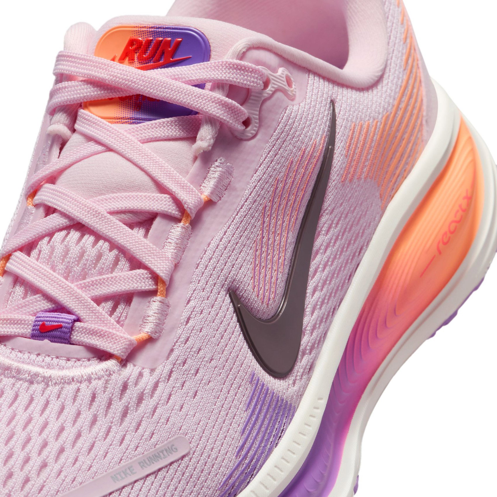 Nike Vomero 18 Gs Koşu Ayakkabısı HQ2157-603