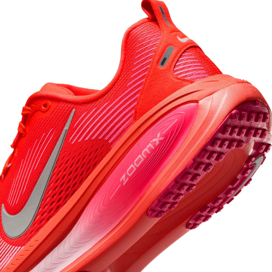 Vomero 18 'Hyper Pink' Kadın Koşu Ayakkabısı