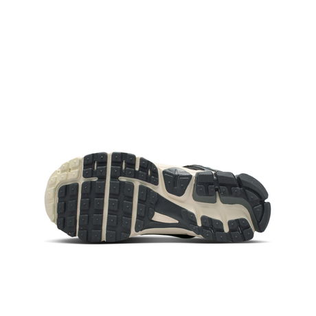 NIKE - Vomero 5 EE Gs Çocuk Sneaker Ayakkabı (1)
