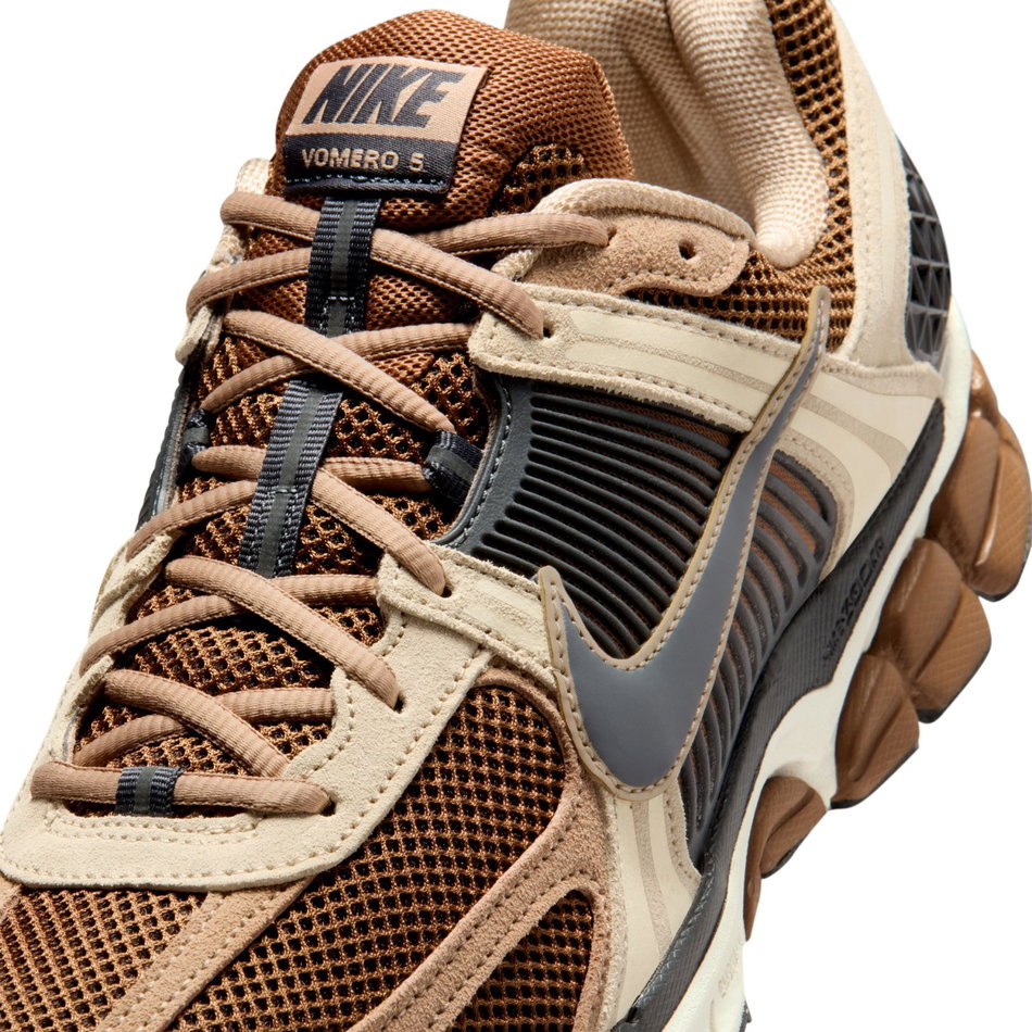 Vomero 5 Erkek Kahvrengi Sneaker Ayakkabı