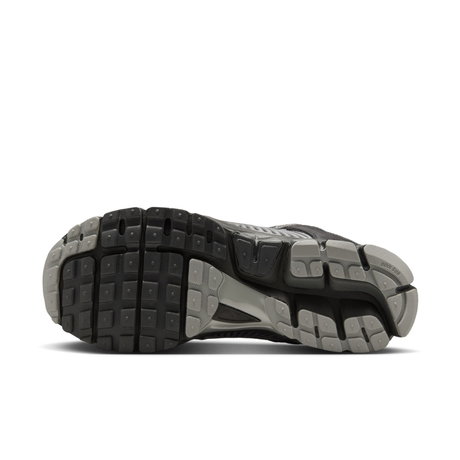 NIKE - Vomero 5 Erkek Sneaker Ayakkabı (1)