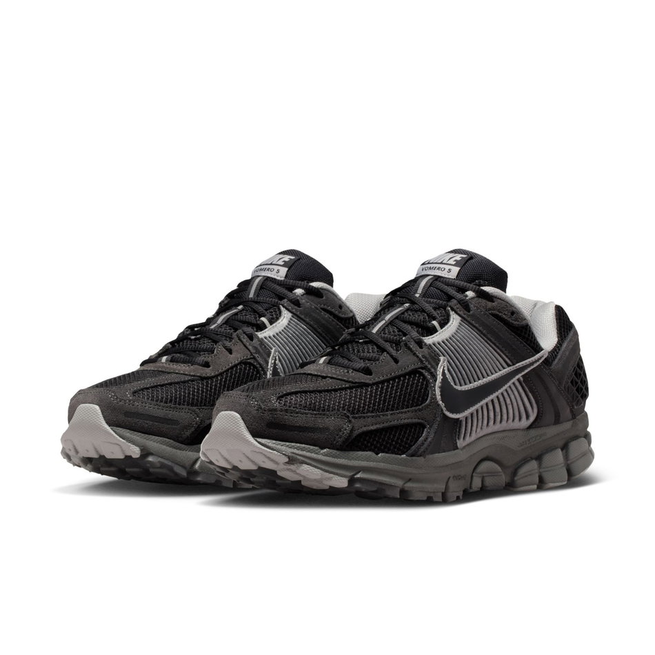 Vomero 5 Erkek Sneaker Ayakkabı