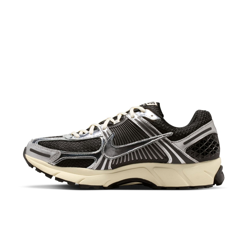 Vomero 5 Erkek Sneaker Ayakkabı
