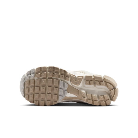 NIKE - Vomero 5 Gs Bej Sneaker Ayakkabı (1)