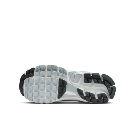 NIKE - Vomero 5 Gs Gri Sneaker Ayakkabı (1)