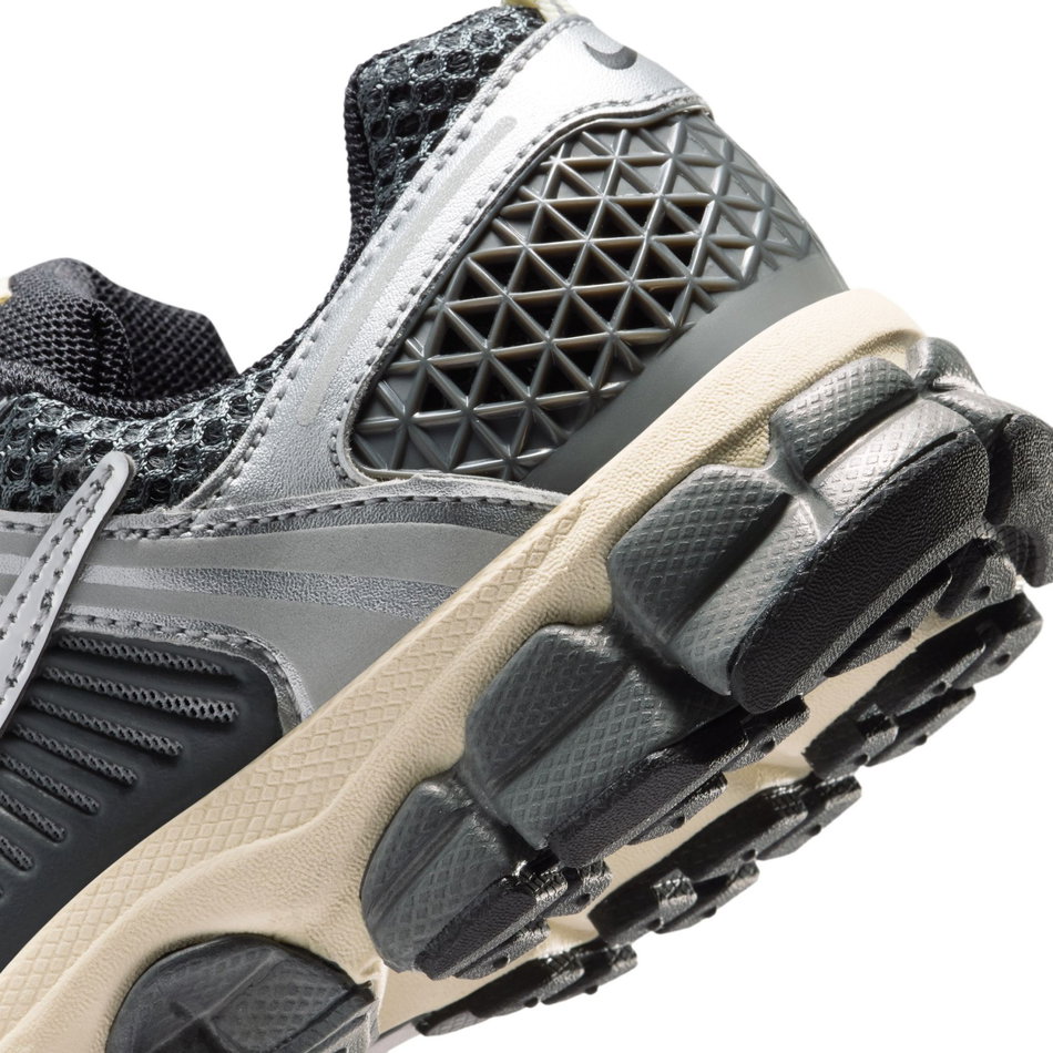 Vomero 5 Gs Gri Sneaker Ayakkabı