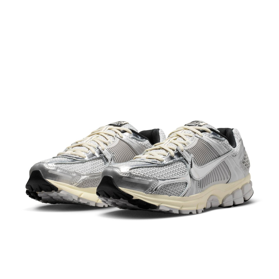 Vomero 5 Metallic Silver Erkek Sneaker Ayakkabı