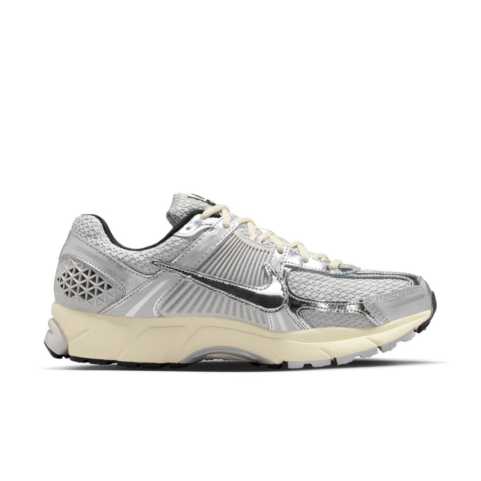 Vomero 5 Metallic Silver Erkek Sneaker Ayakkabı