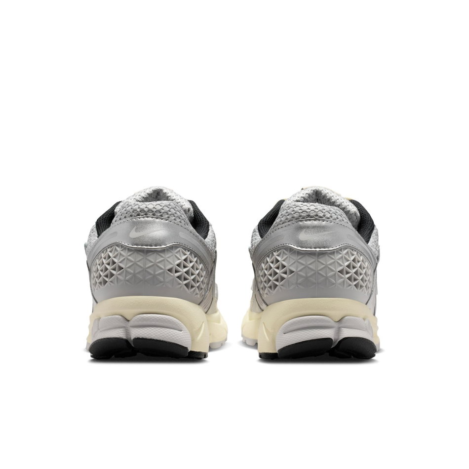 Vomero 5 Metallic Silver Erkek Sneaker Ayakkabı