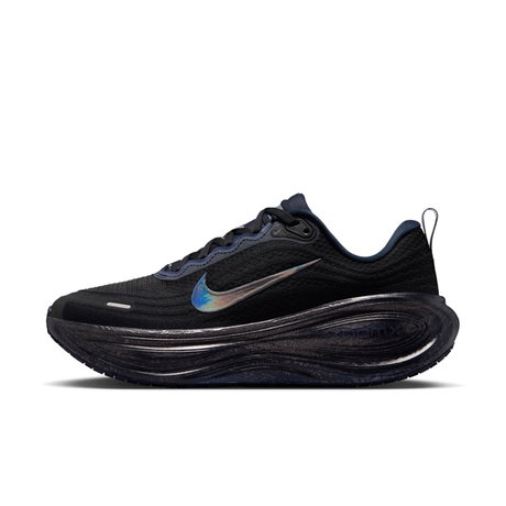 NIKE - Vomero Plus 