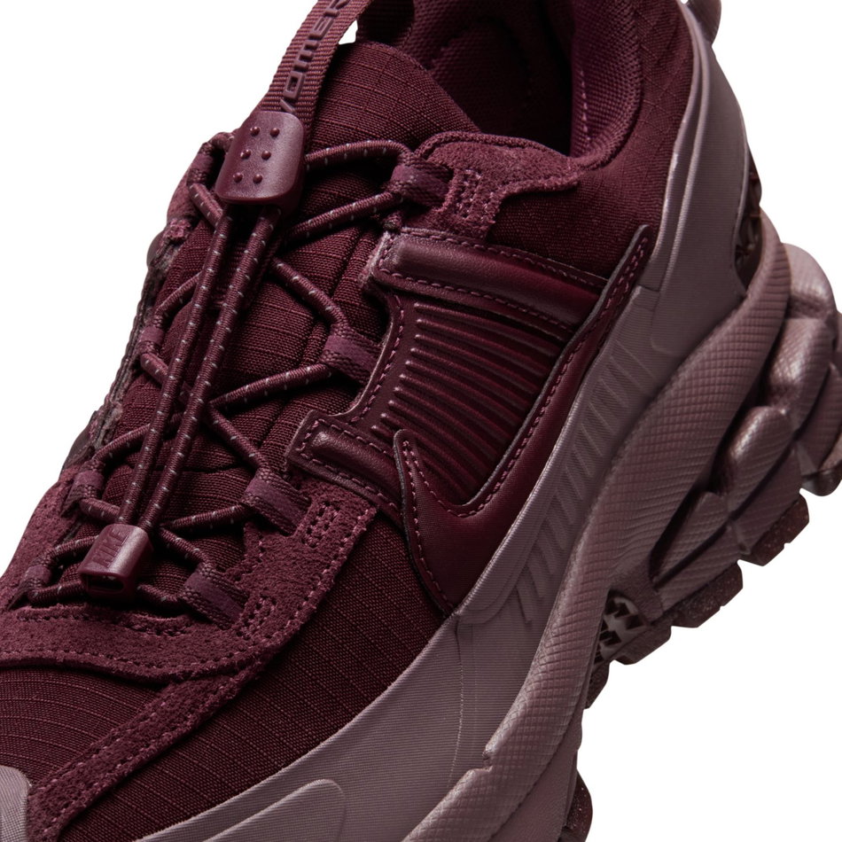 Vomero Roam Kadın Bordo Sneaker Ayakkabı