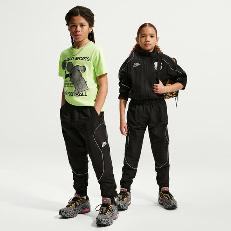 NIKE - Nike x LEGO® Collection Pant Çocuk Siyah Eşofman Altı