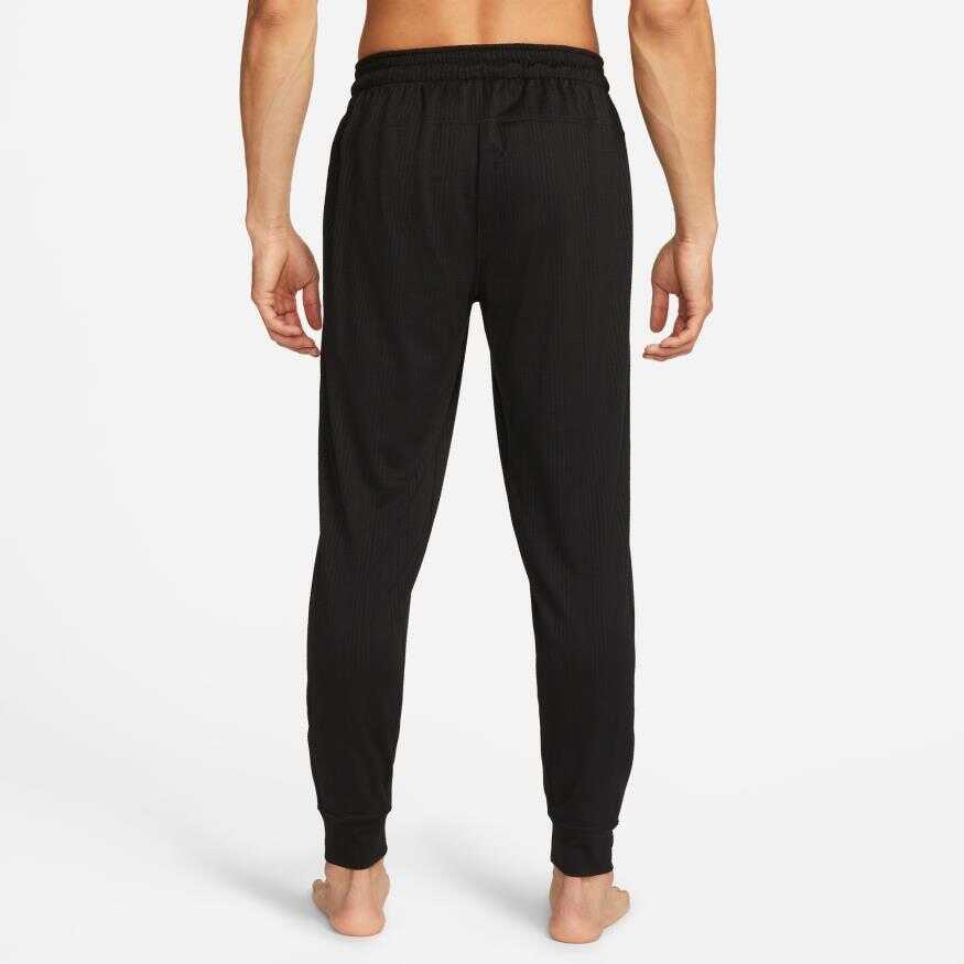 Nike Yoga Dri-FIT Jogger Erkek Eşofman Altı