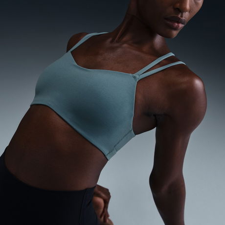 NIKE - Zenvy Strappy Bra Kadın Gri Sporcu Sütyeni