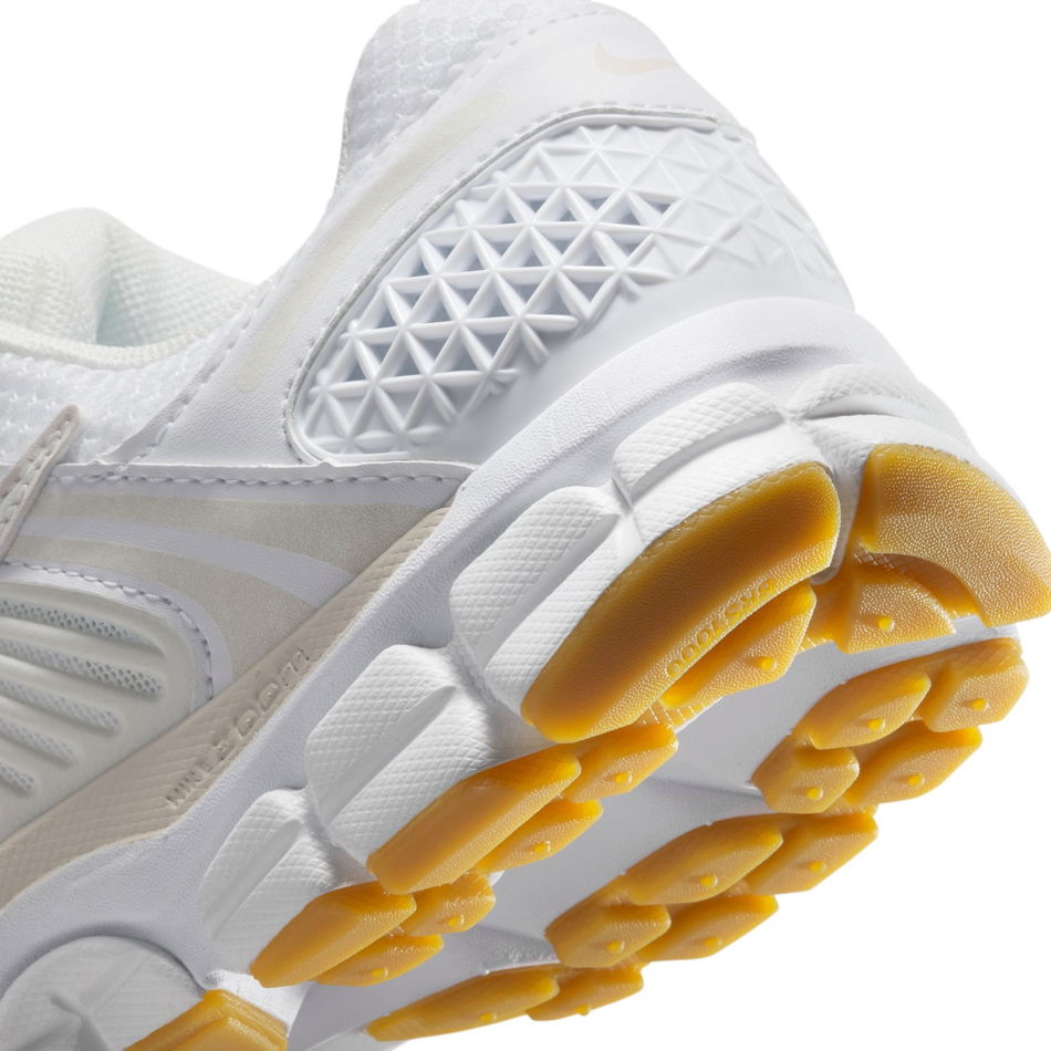 Zoom Vomero 5 Kadın Beyaz Sneaker Ayakkabı