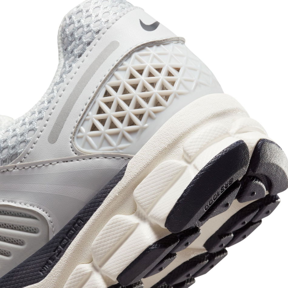 Zoom Vomero 5 'Metallic Silver' Kadın Sneaker Ayakkabı