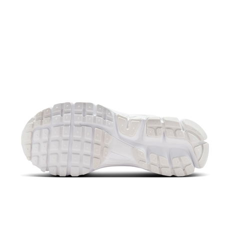 NIKE - Zoom Vomero 5 SE 'Triple White' Kadın Sneaker Ayakkabı (1)