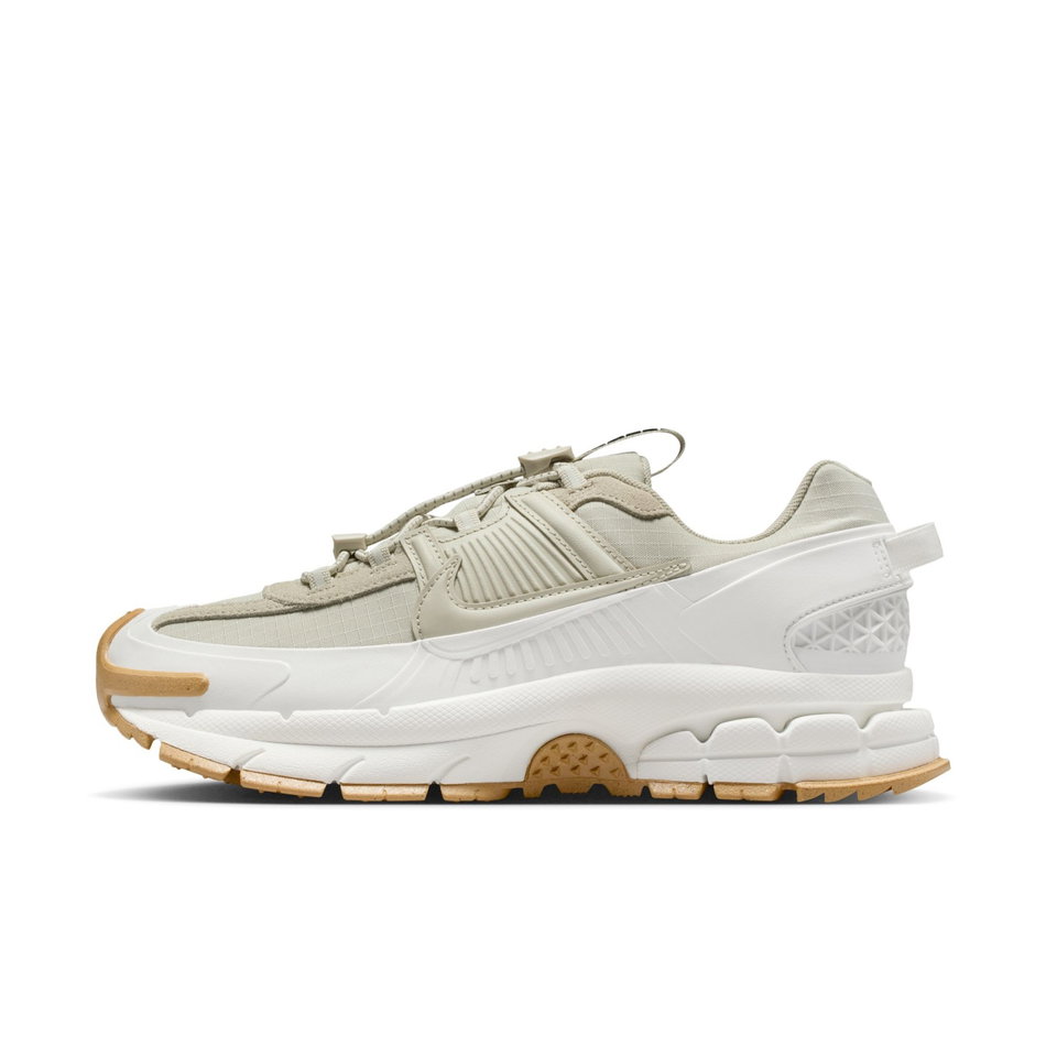 Zoom Vomero Roam Kadın Bej Sneaker Ayakkabı