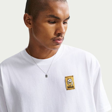 NIKE - Nsw Tee Cafe Swoosh Erkek Beyaz Tişört (1)