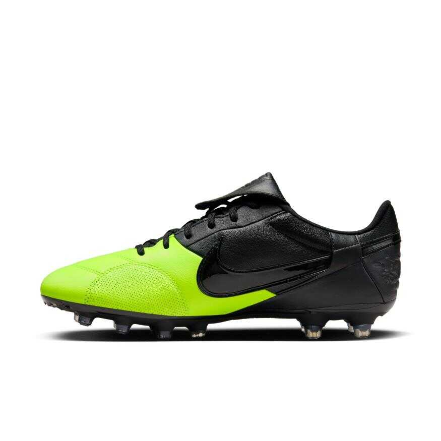 The Nike Premier III Fg Erkek Krampon